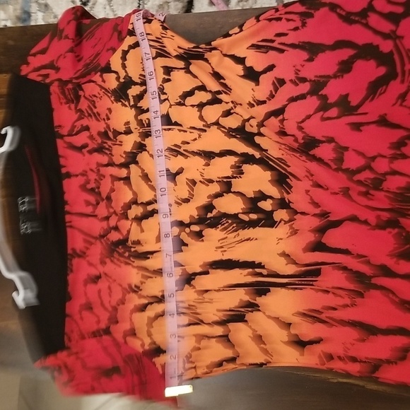 Beautiful vintage 555 Los Angeles dress, size Small, abstract design.3/4 sleeves - Picture 6 of 6